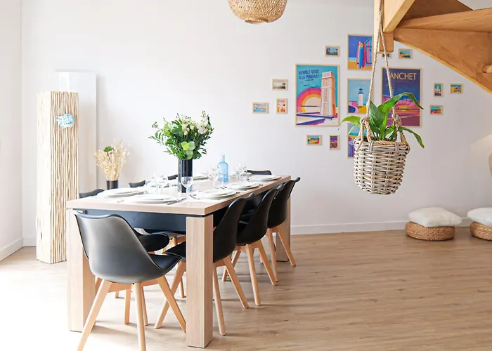 Tatil Evi Belle Maison Renovee Avec Gout Proche Village Vendee Globe, 8 Pers